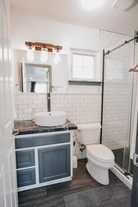Gorgeous Upstairs Studio With Patio And Laundry تشيكو، كاليفورنيا المظهر الخارجي الصورة